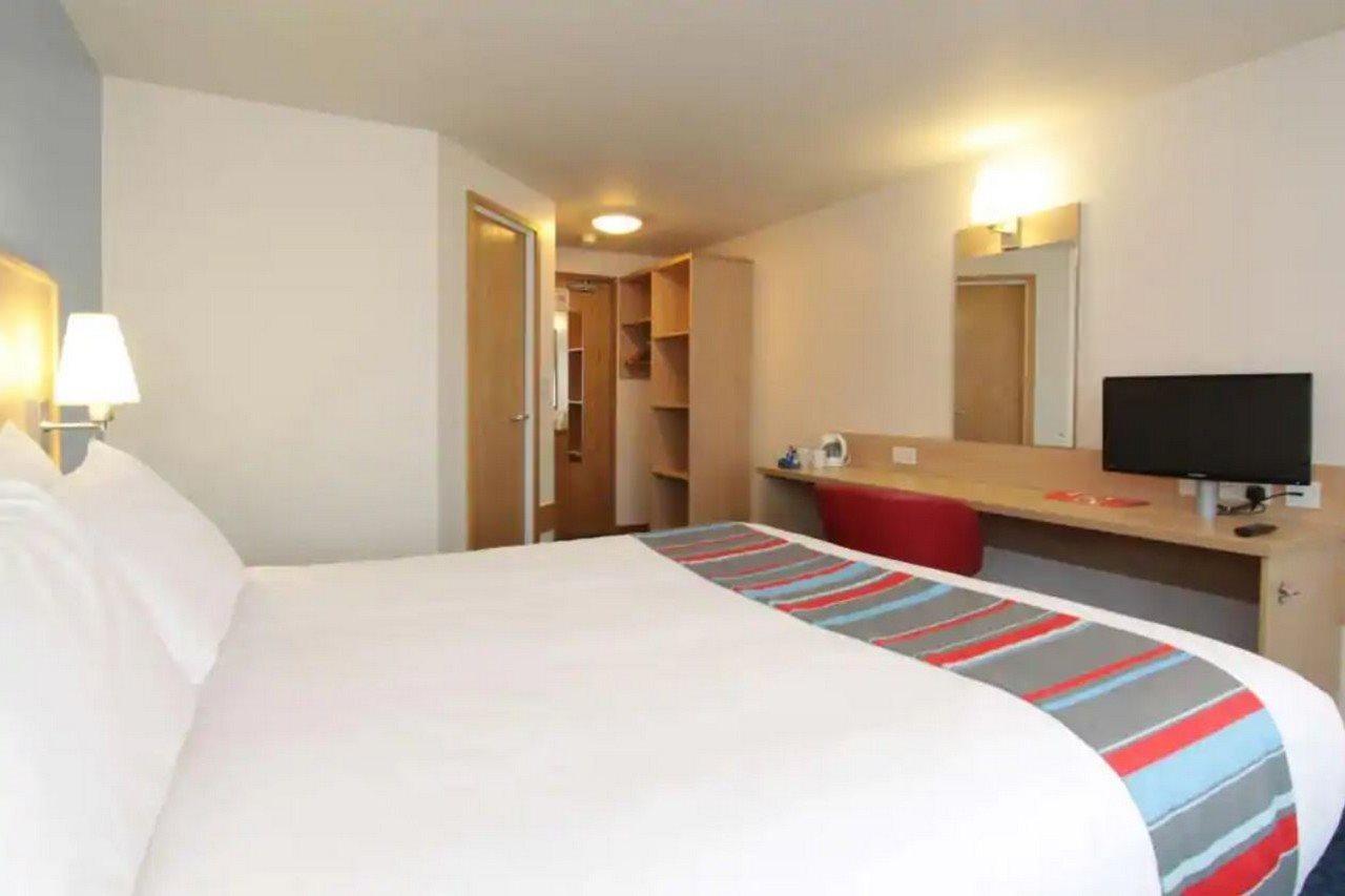 Travelodge London Docklands Exterior photo