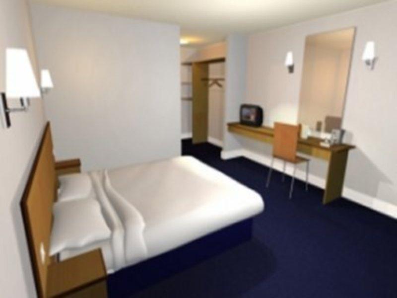 Travelodge London Docklands Exterior photo