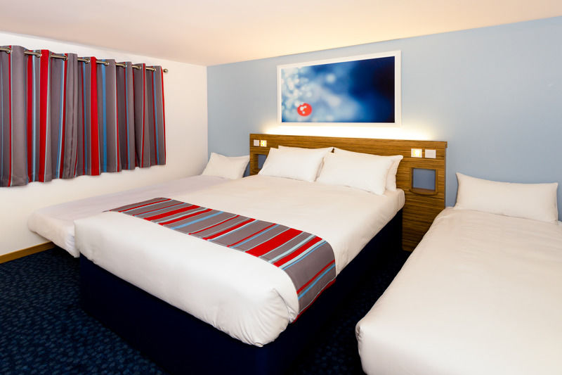 Travelodge London Docklands Exterior photo