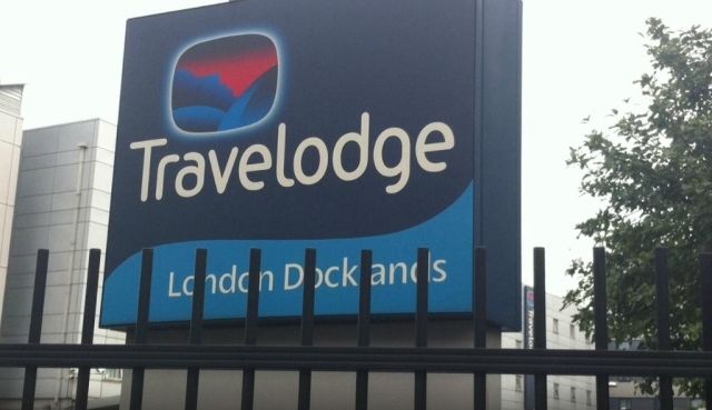 Travelodge London Docklands Exterior photo