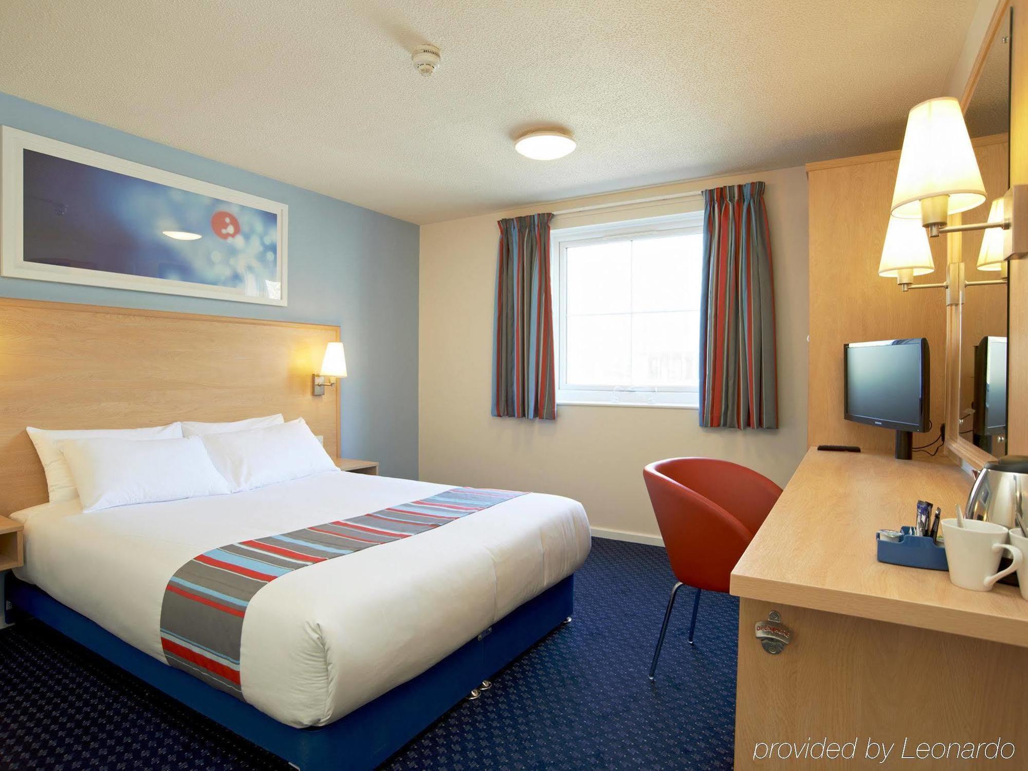 Travelodge London Docklands Exterior photo