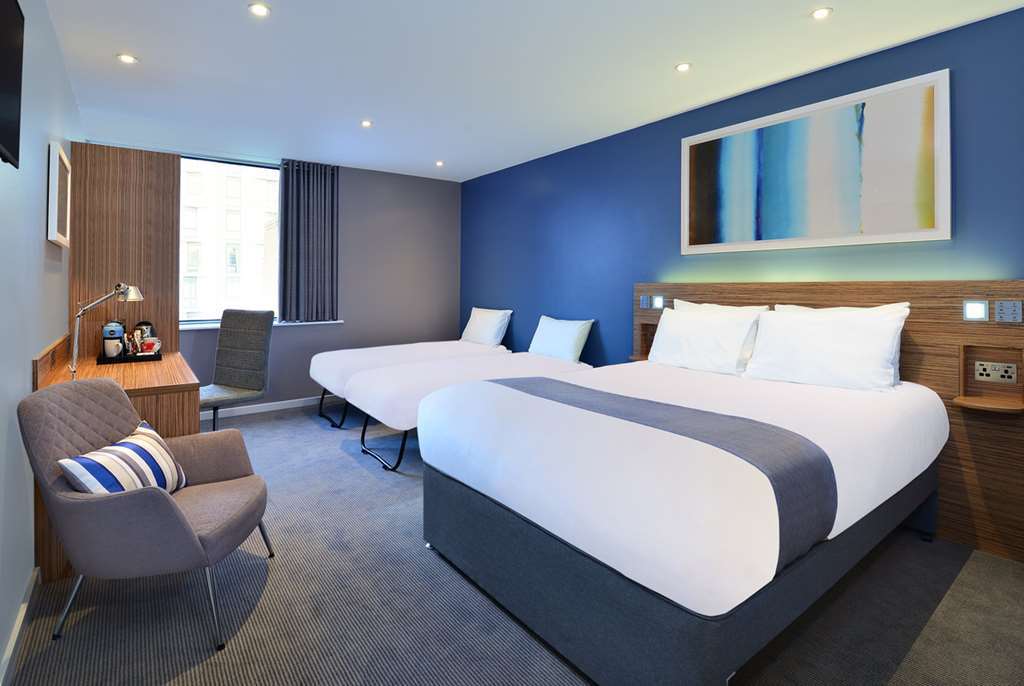 Travelodge London Docklands Amenities photo