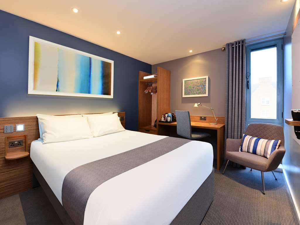 Travelodge London Docklands Room photo