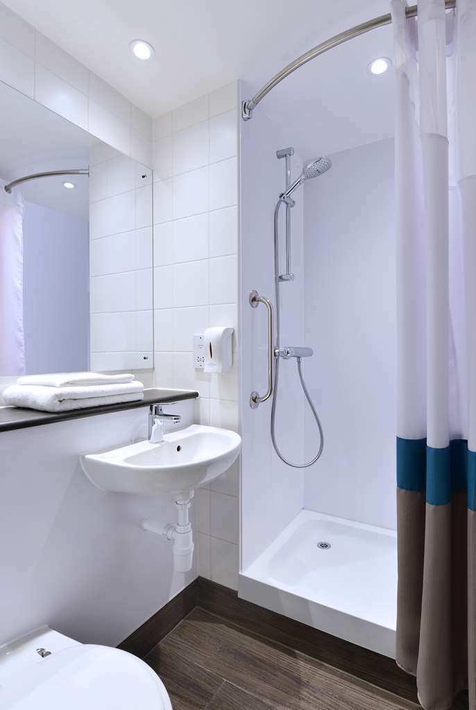 Travelodge London Docklands Room photo